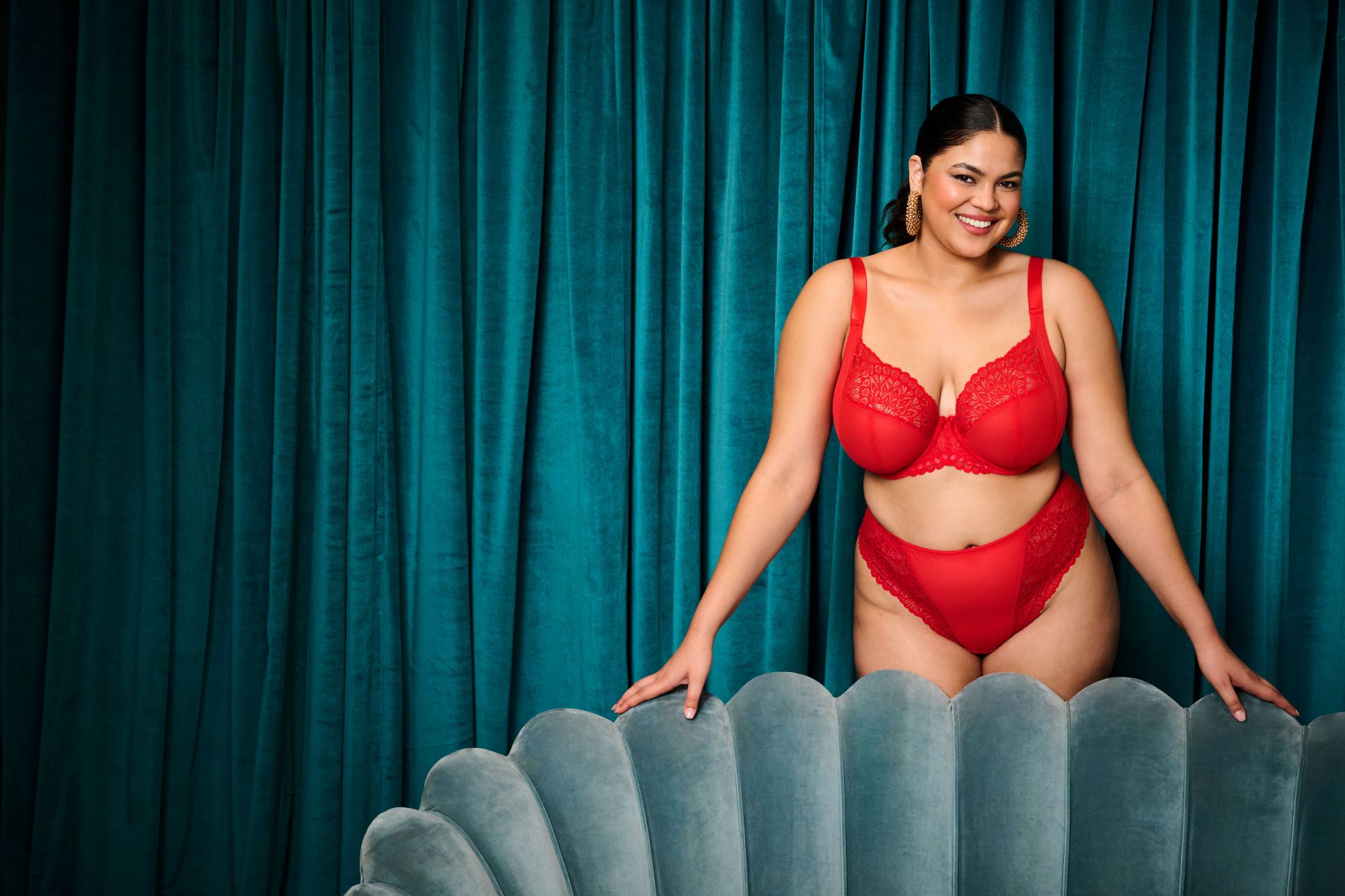 TIERNIE RED UW-PLUNGE-BRA-STRETCH EL303334 THONG EL303370 WEB